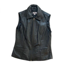Vintage Working Options Women's Black Leather Vest with zipper front sz M